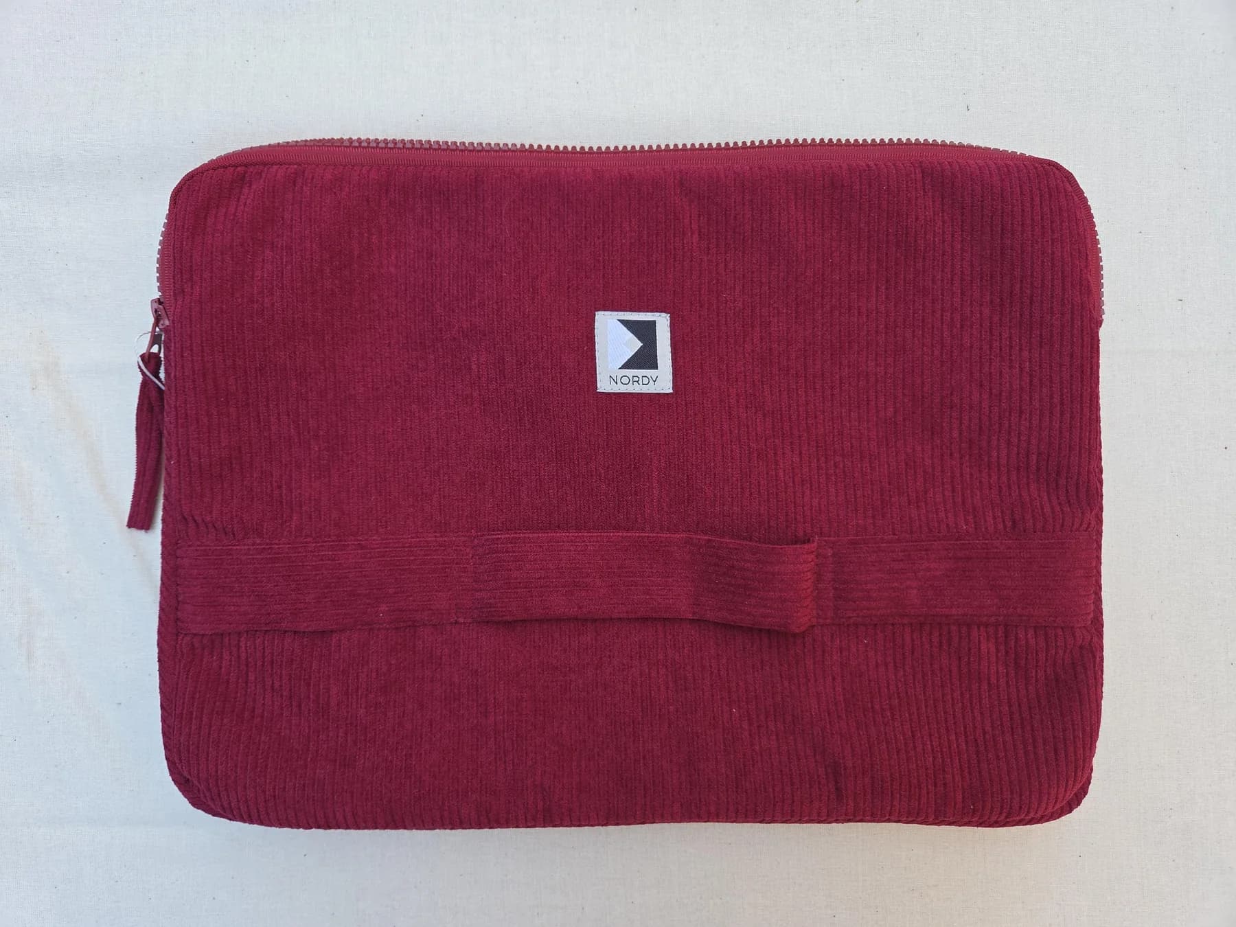Red corduroy laptop sleeve – front view