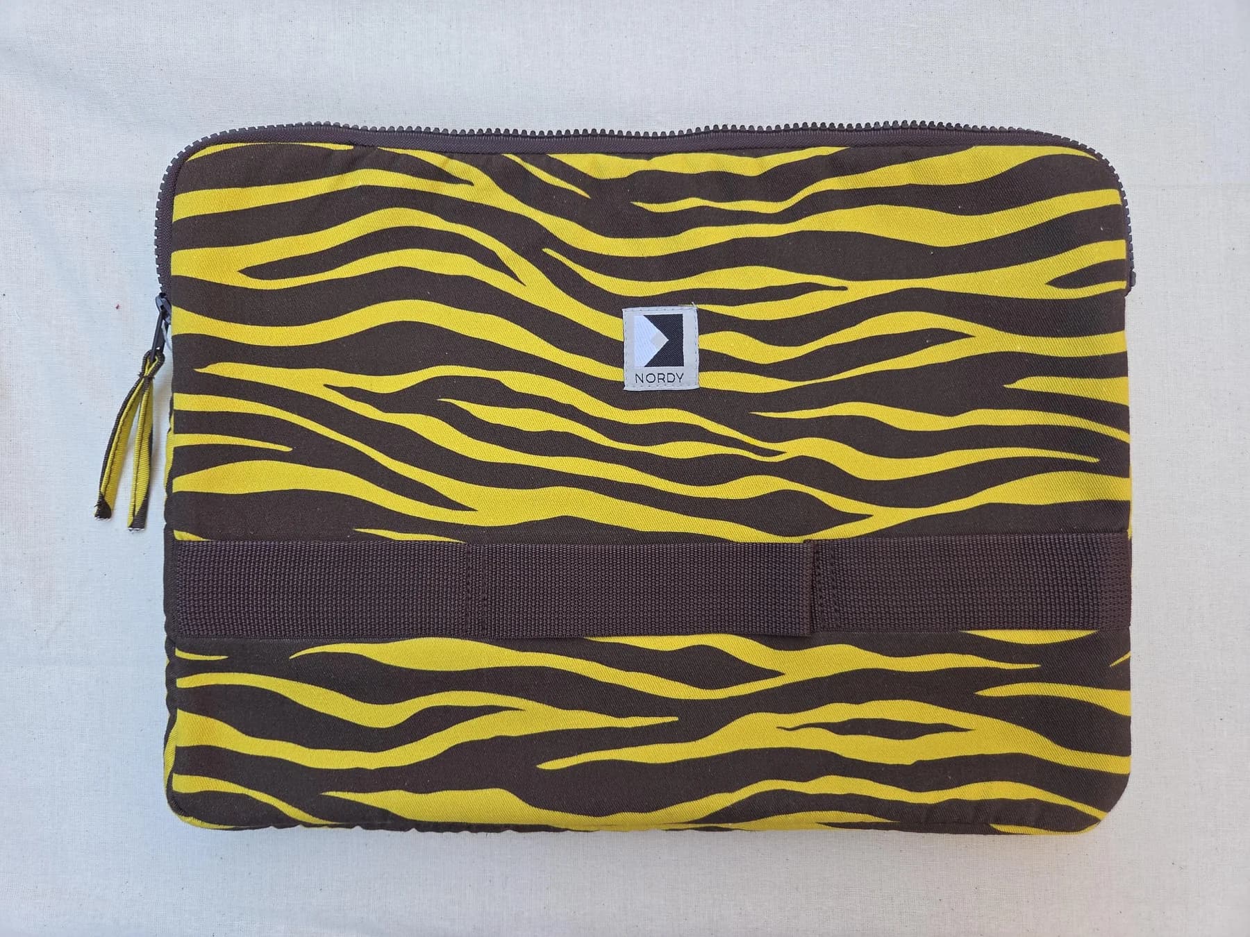 Yellow zebra laptop sleeve – front view