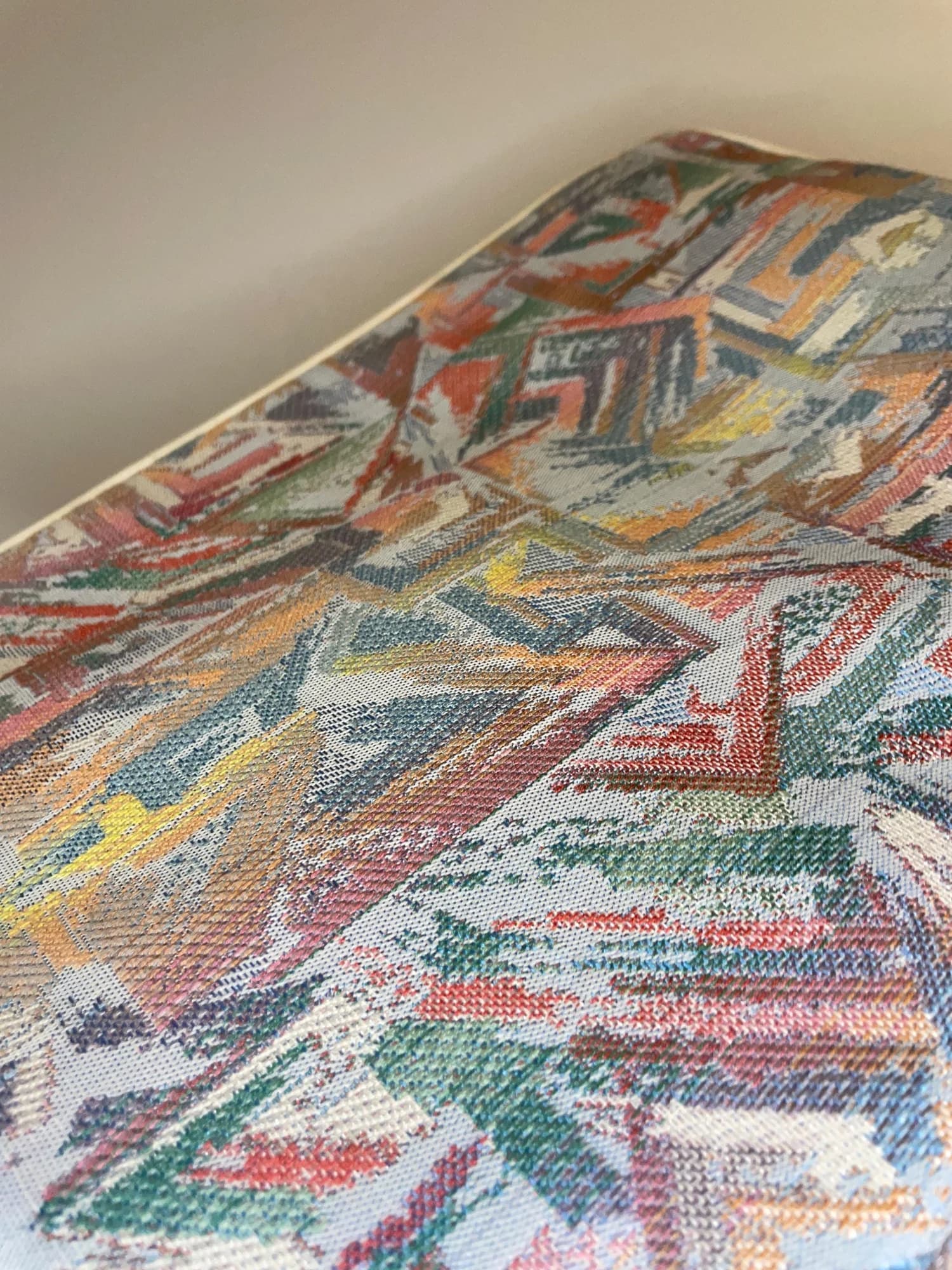 Laptopmappe i gjenbrukt vintage-jacquard – produktdetalj 5